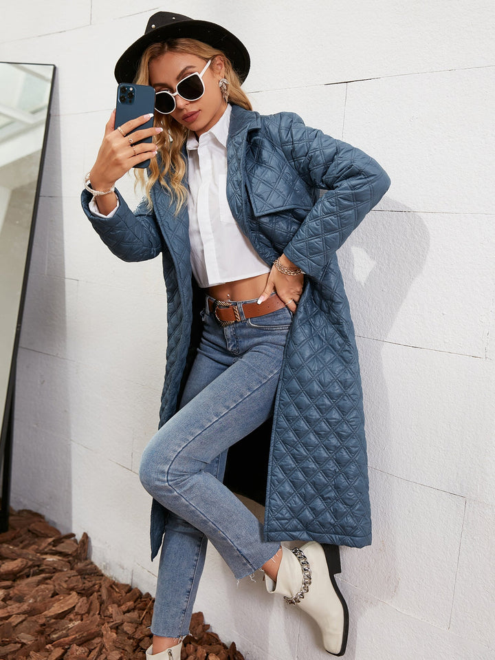 Stay Stylish and Warm This Winter with the Retro Lace Lapel Down Jacket