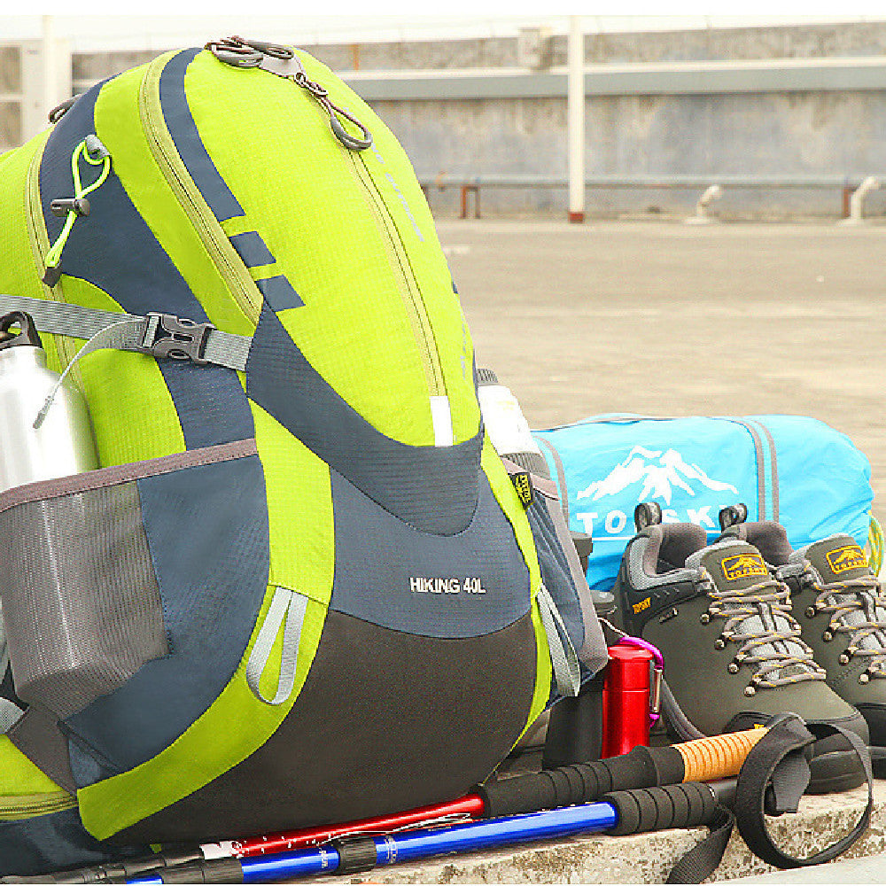 Discover the Ultimate Leisure Backpack for Hiking, Camping, and Cycling